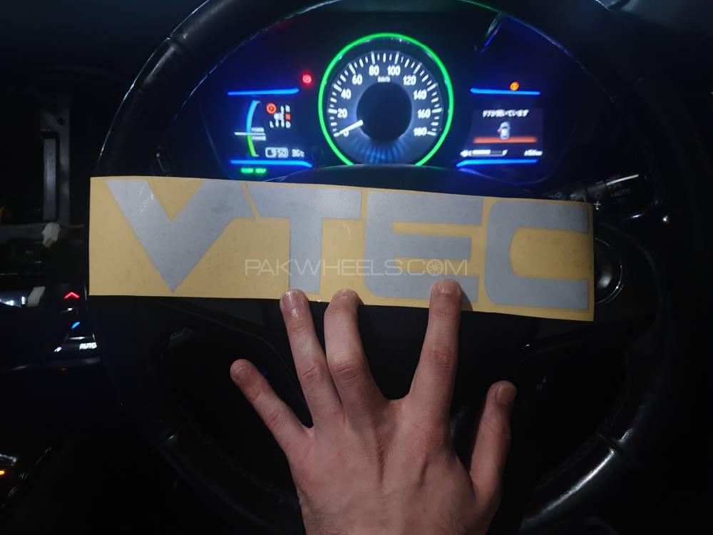 Honda Vezel - 2015 Muhammad Honda Vezel - 2015 Muhammad Image-11