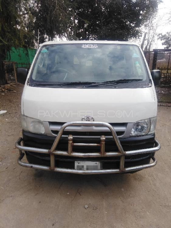 Toyota Hiace 2006 for Sale in Islamabad Image-1