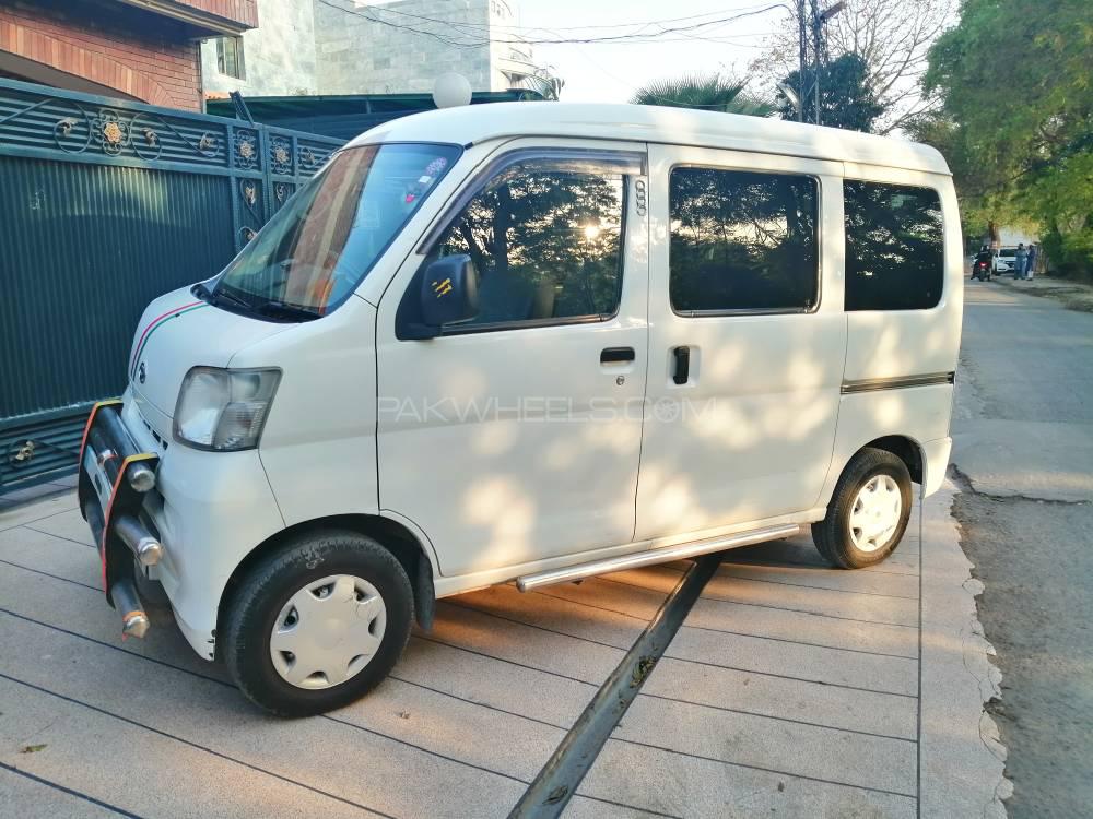 Daihatsu Hijet 2013 for Sale in Lahore Image-1