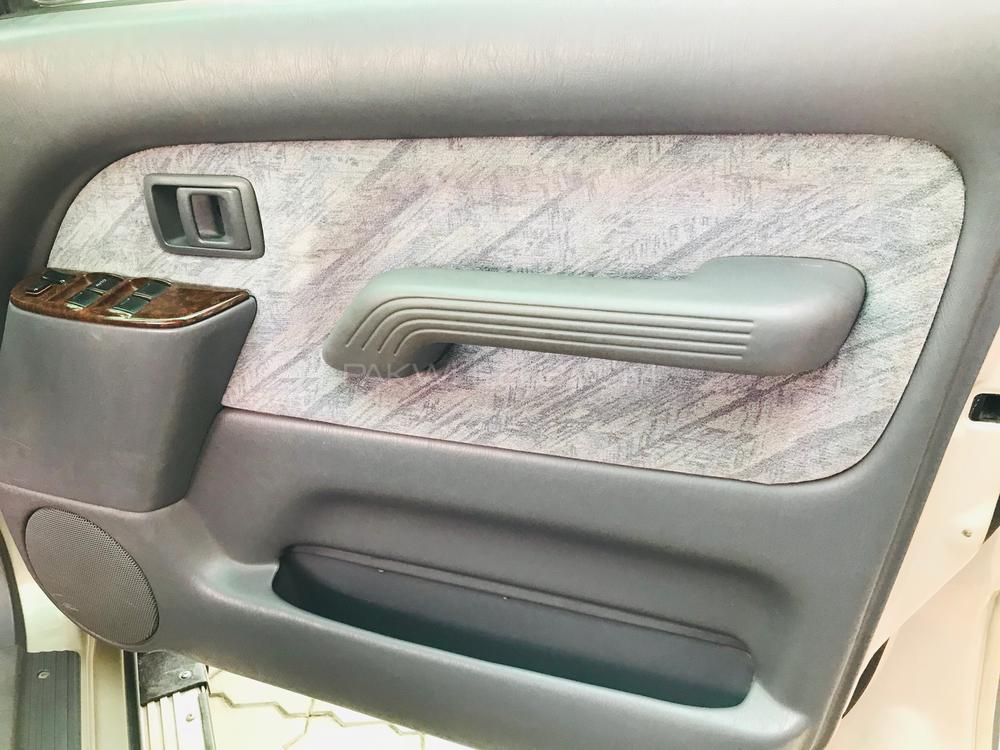 Toyota Prado 1996 for Sale in Lahore Toyota Prado 1996 for Sale in Lahore Image-5
