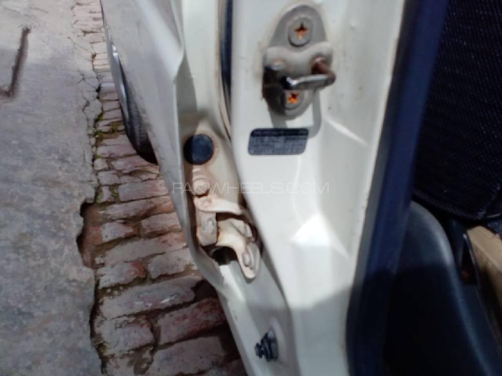 Daihatsu Cuore 2002 for Sale in Chiniot Daihatsu Cuore 2002 for Sale in Chiniot Image-11