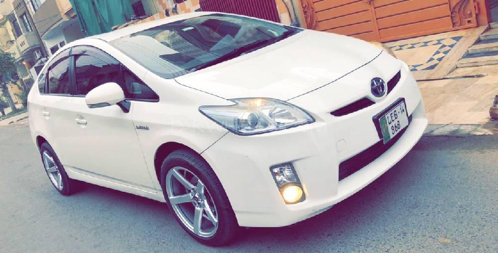 Toyota Prius 2010 for Sale in Sargodha Image-1