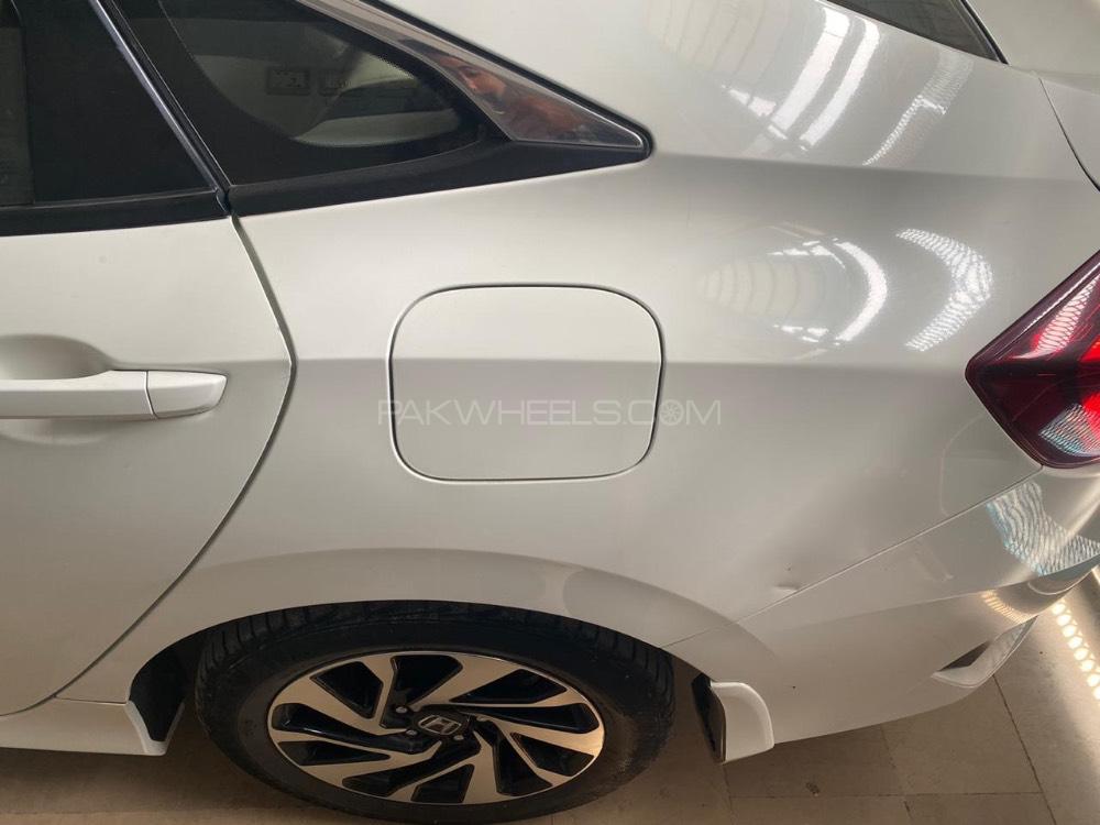 Honda Civic 2017 for Sale in Faisalabad Honda Civic 2017 for Sale in Faisalabad Image-12