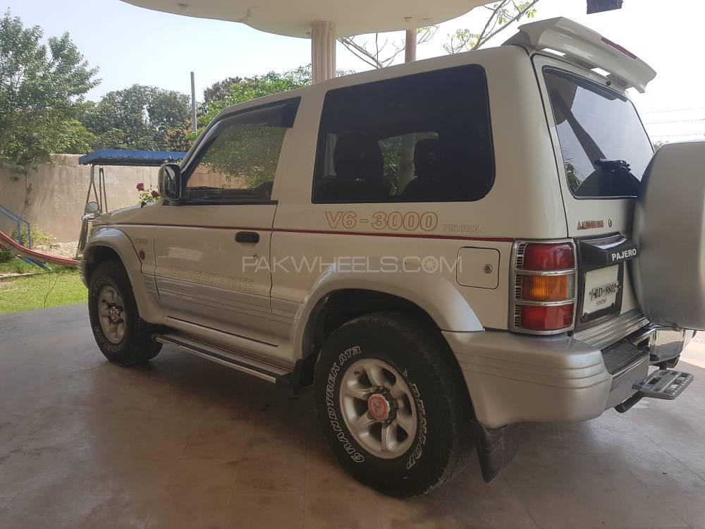 Mitsubishi Pajero 1992 for Sale in Rahim Yar Khan Mitsubishi Pajero 1992 for Sale in Rahim Yar Khan Image-7