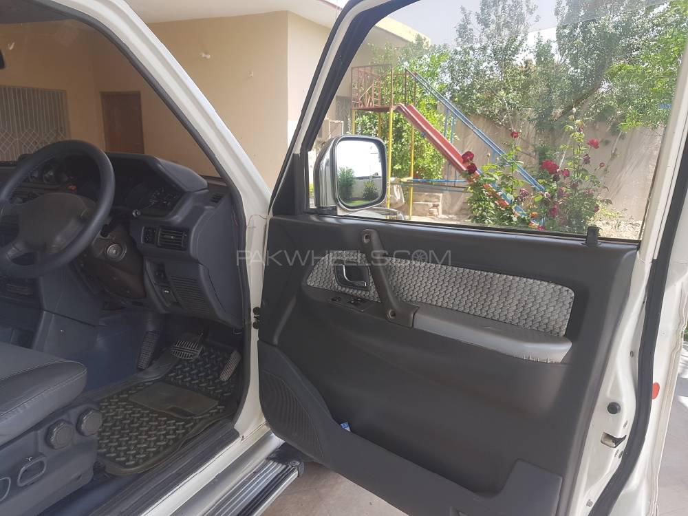 Mitsubishi Pajero 1992 for Sale in Rahim Yar Khan Mitsubishi Pajero 1992 for Sale in Rahim Yar Khan Image-10