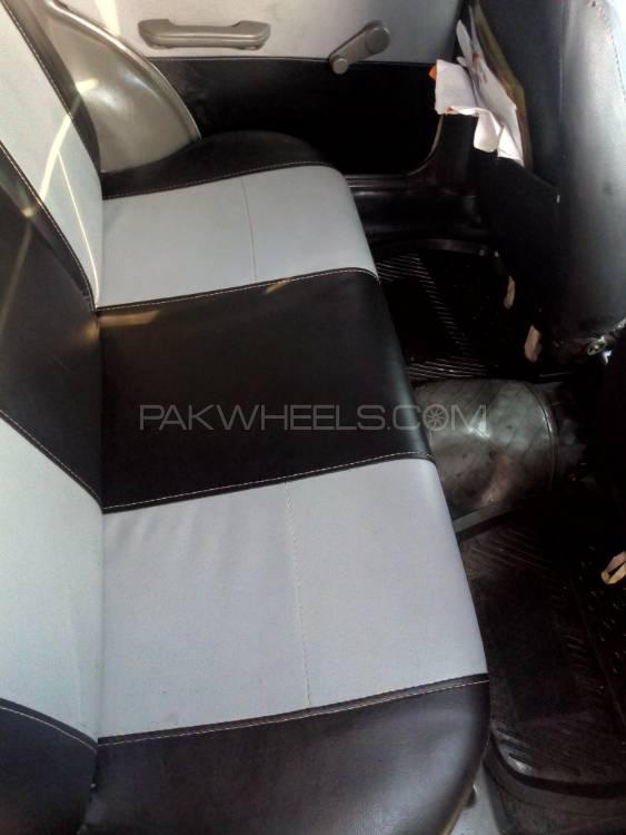 Suzuki Cultus 2005 for Sale in Karachi Suzuki Cultus 2005 for Sale in Karachi Image-9