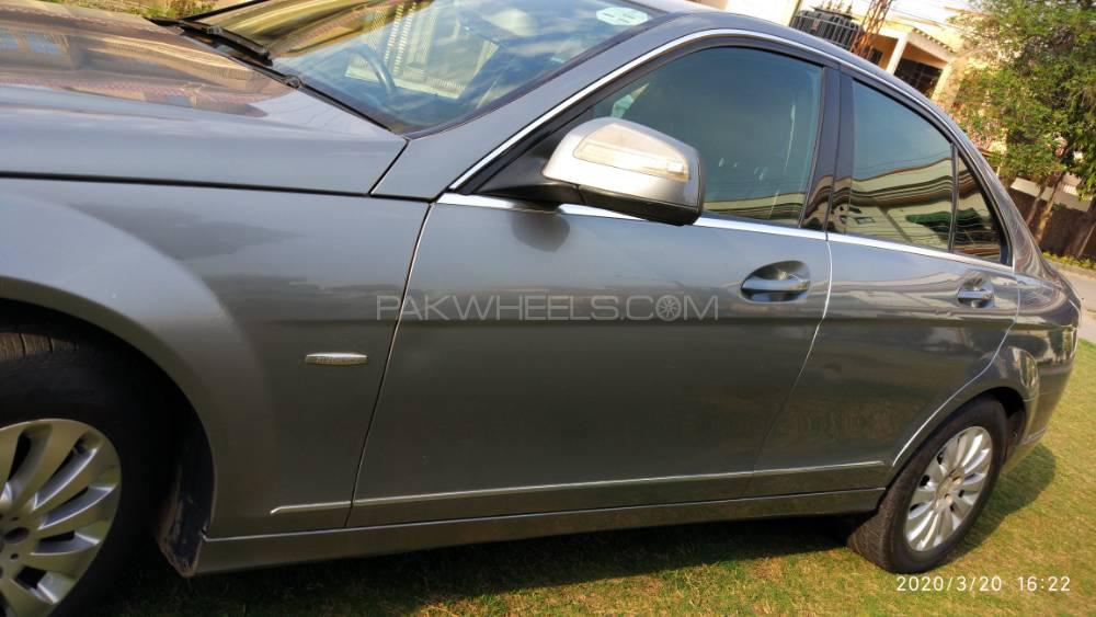 Mercedes Benz C Class 2007 for Sale in Multan Mercedes Benz C Class 2007 for Sale in Multan Image-5