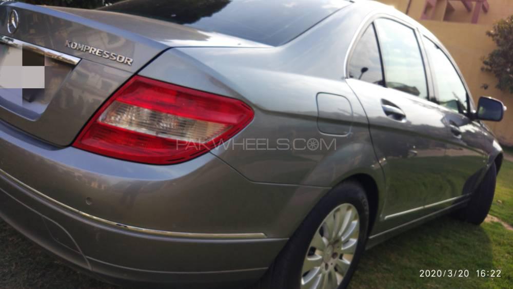 Mercedes Benz C Class 2007 for Sale in Multan Mercedes Benz C Class 2007 for Sale in Multan Image-13