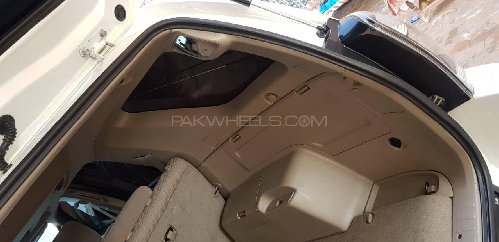 Toyota Surf 2004 for Sale in Peshawar Toyota Surf 2004 for Sale in Peshawar Image-9