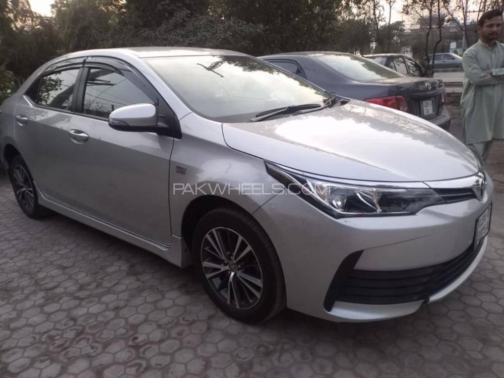 Toyota Corolla 2017 for Sale in Lahore Image-1