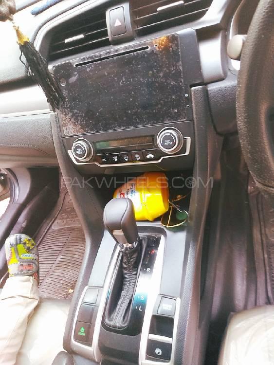 Honda Civic 2017 for Sale in Lahore Honda Civic 2017 for Sale in Lahore Image-11