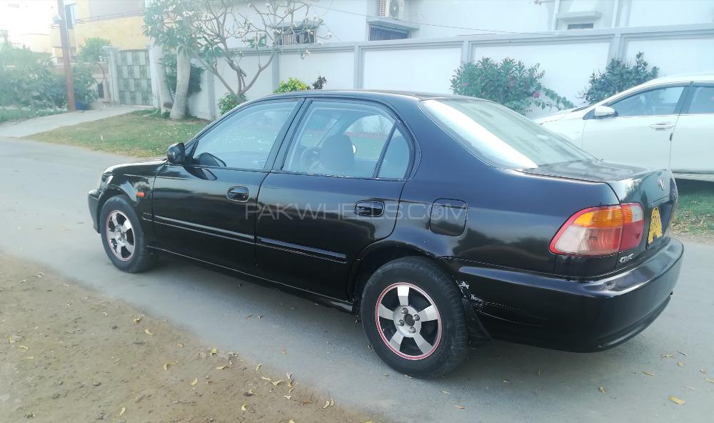 Honda Civic 2000 for Sale in Karachi Honda Civic 2000 for Sale in Karachi Image-4