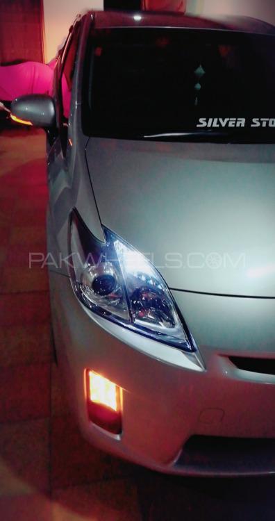 Toyota Prius - 2011  Toyota Prius - 2011  Image-5