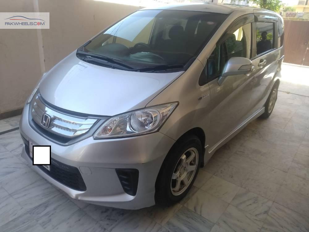Honda Freed 2012 for Sale in Islamabad Image-1