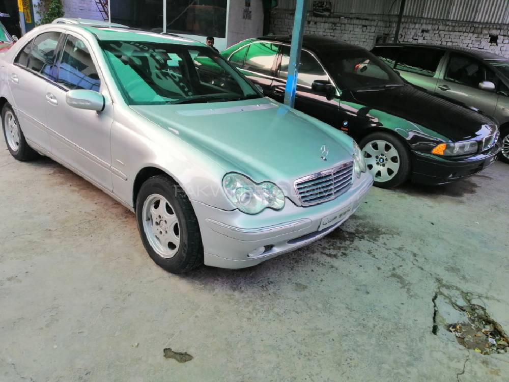 Mercedes Benz C Class 2003 for Sale in Lahore Mercedes Benz C Class 2003 for Sale in Lahore Image-2