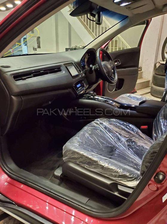 Honda Vezel 2017 for Sale in Lahore Honda Vezel 2017 for Sale in Lahore Image-13