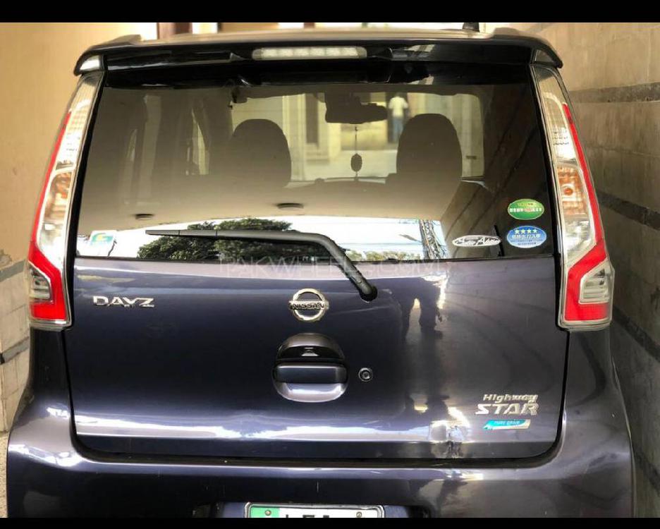Nissan Dayz Highway Star 2016 for Sale in Lahore Nissan Dayz Highway Star 2016 for Sale in Lahore Image-4