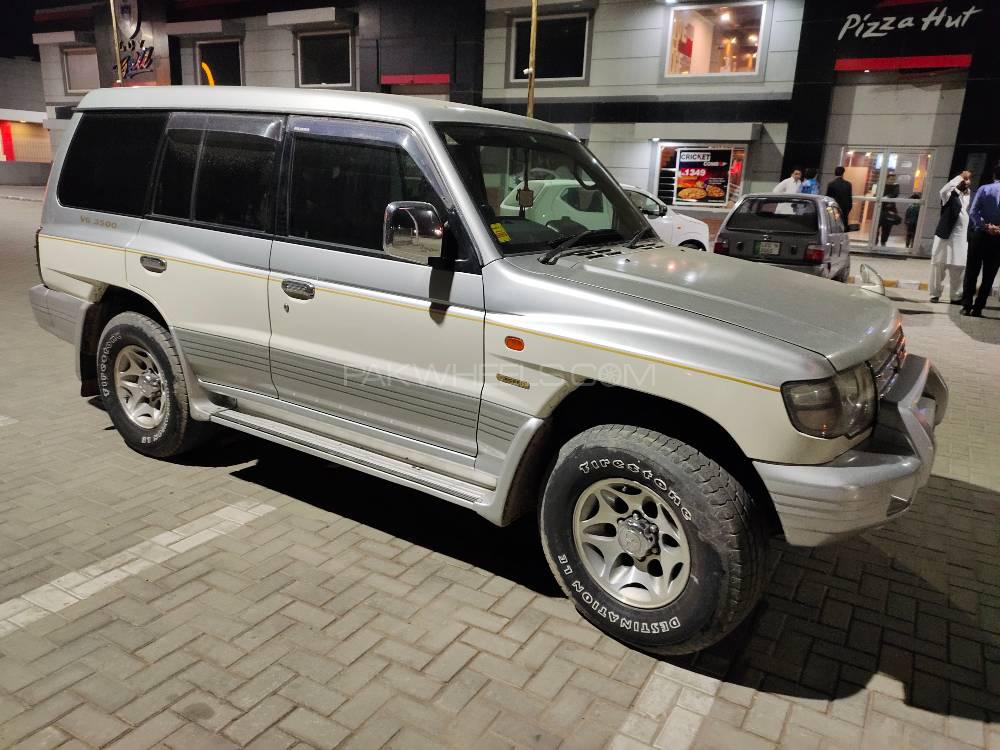 Mitsubishi Pajero 1998 for Sale in Multan Image-1