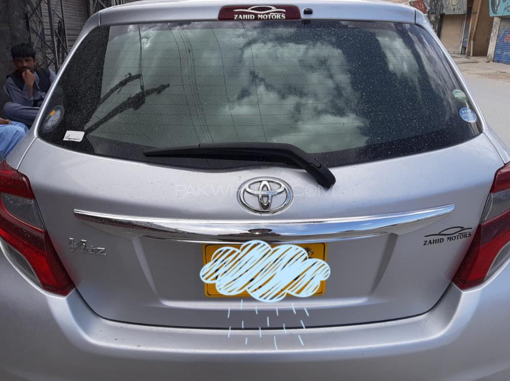 Toyota Vitz 2015 for Sale in Quetta Image-1