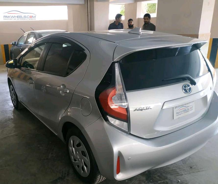 ٹویوٹا اکوا 2017 for Sale in کراچی ٹویوٹا اکوا 2017 for Sale in کراچی Image-6