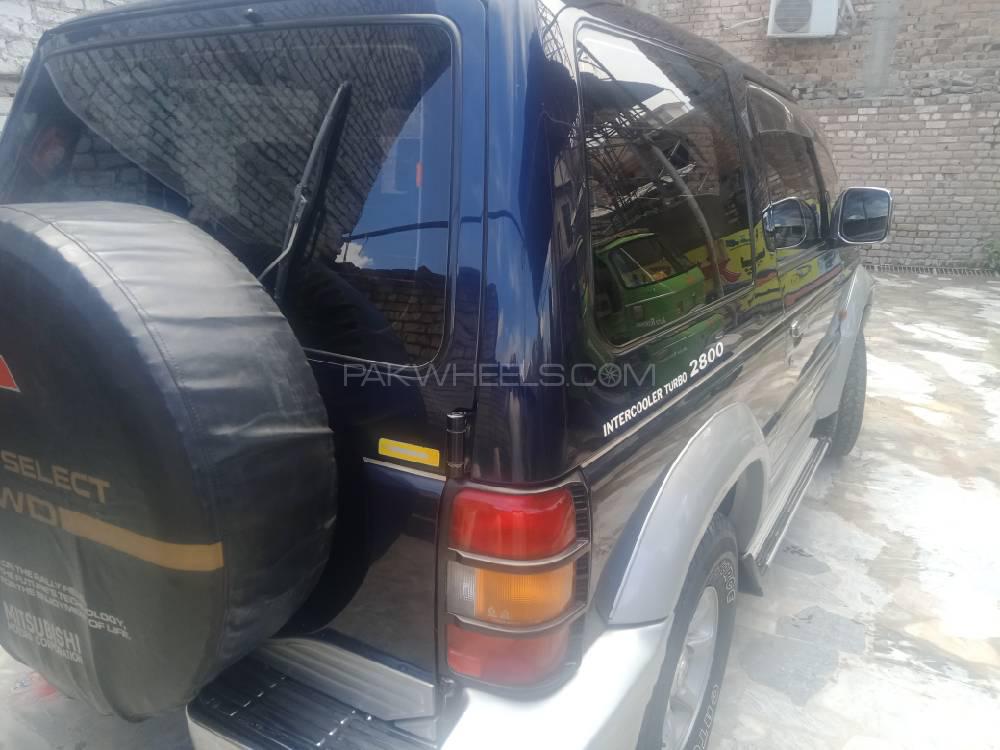 Mitsubishi Pajero 1994 for Sale in Peshawar Mitsubishi Pajero 1994 for Sale in Peshawar Image-2