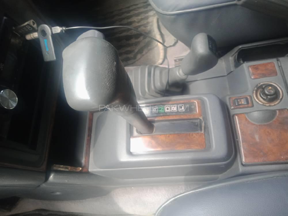 Mitsubishi Pajero 1994 for Sale in Peshawar Mitsubishi Pajero 1994 for Sale in Peshawar Image-9