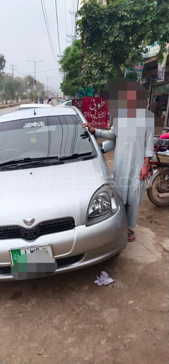 Toyota Vitz 2001 for Sale in Bannu Image-1