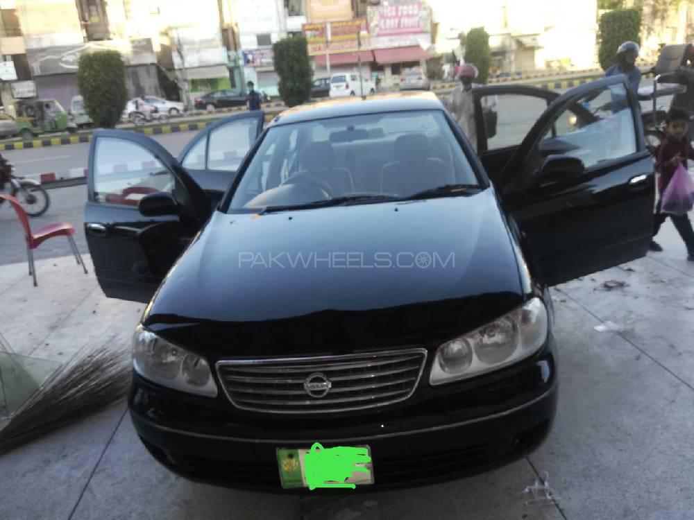Nissan Sunny 2007 for Sale in Lahore Image-1