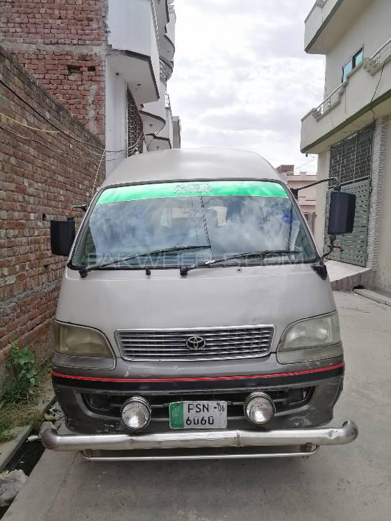 Toyota Hiace 2006 for Sale in Gujranwala Image-1