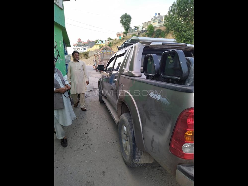 ٹویوٹا ہائیلکس 2008 for Sale in ایبٹ آباد ٹویوٹا ہائیلکس 2008 for Sale in ایبٹ آباد Image-9