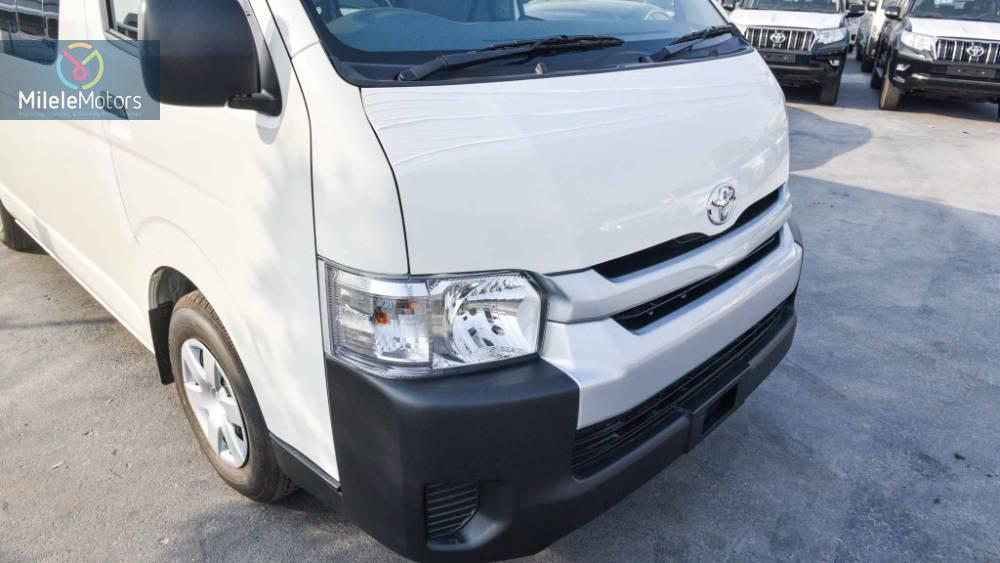 Toyota Hiace 2019 for Sale in Karachi Toyota Hiace 2019 for Sale in Karachi Image-6