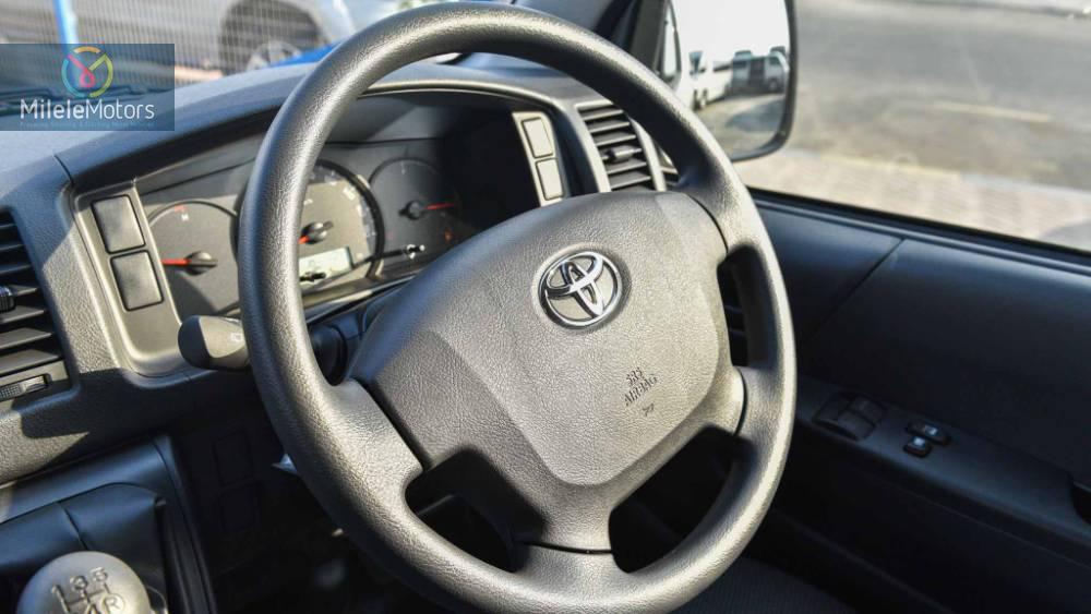 Toyota Hiace 2019 for Sale in Karachi Toyota Hiace 2019 for Sale in Karachi Image-11