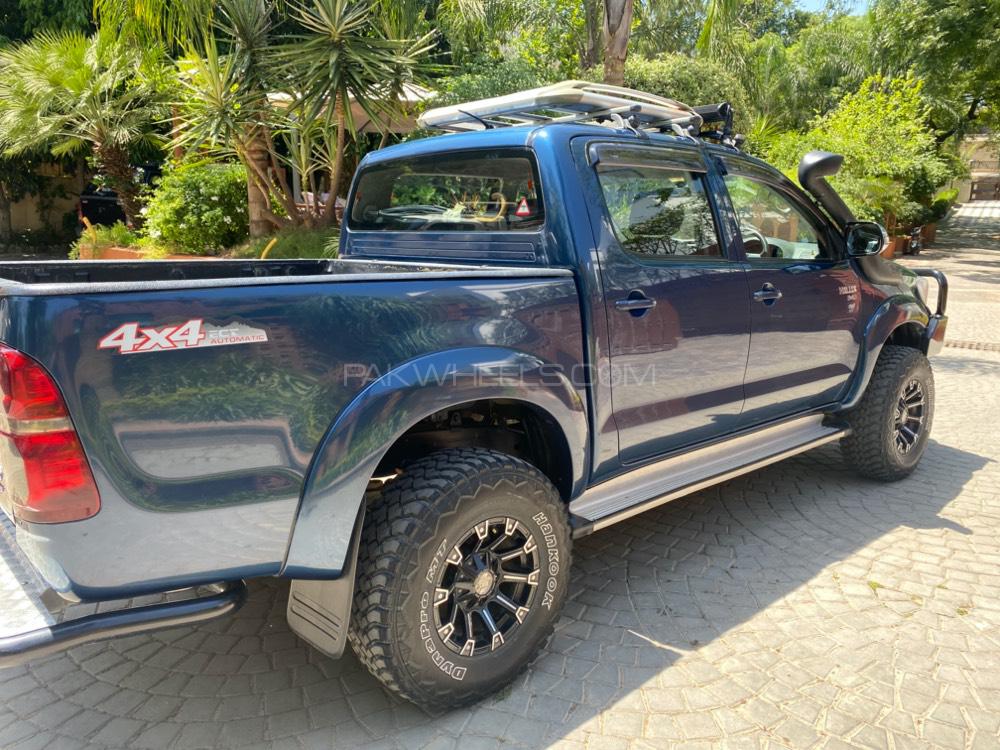 Toyota Hilux 2013 for Sale in Islamabad Toyota Hilux 2013 for Sale in Islamabad Image-7