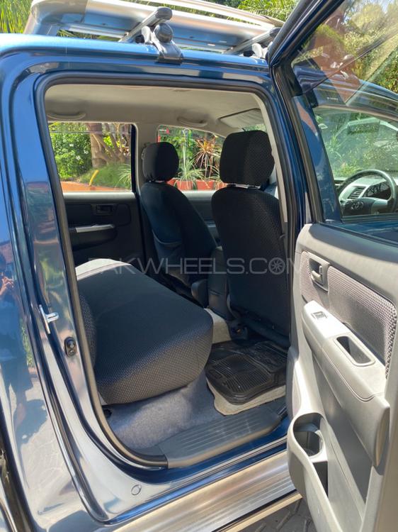 Toyota Hilux 2013 for Sale in Islamabad Toyota Hilux 2013 for Sale in Islamabad Image-10