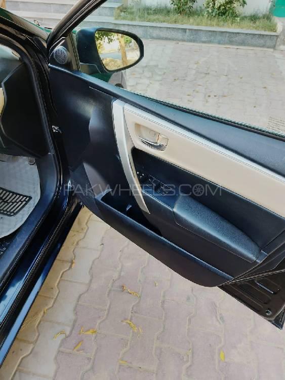 Toyota Corolla 2014 for Sale in Bahawalpur Toyota Corolla 2014 for Sale in Bahawalpur Image-5