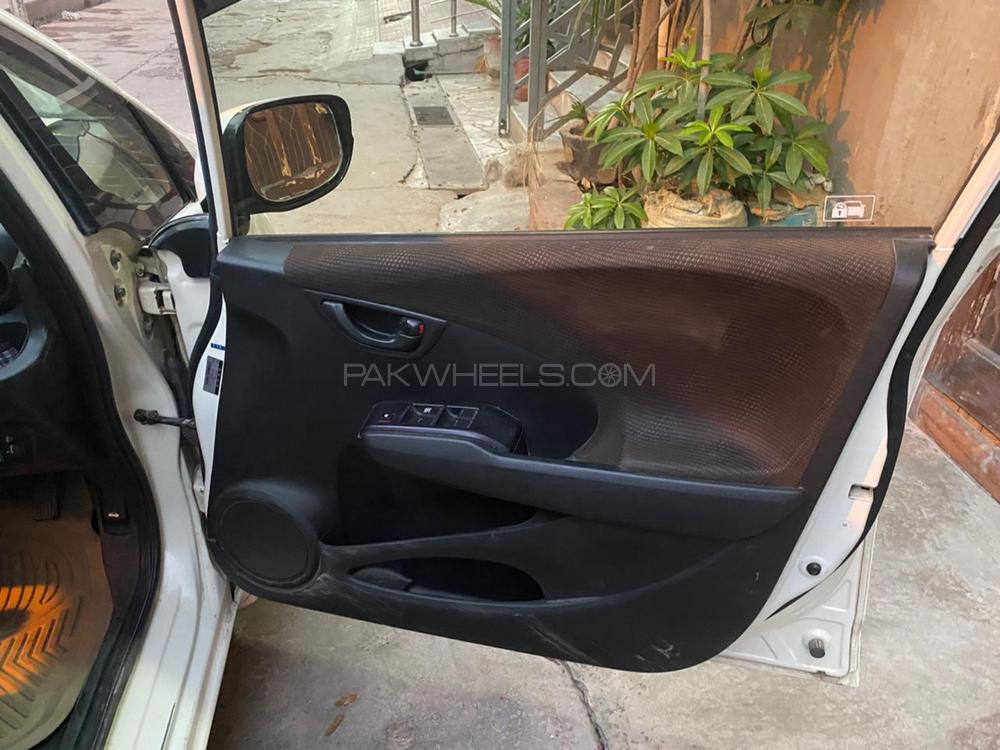 Honda Fit 2012 for Sale in Peshawar Image-1