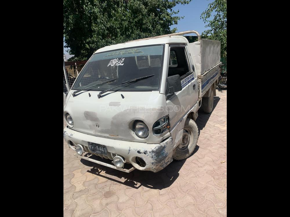 Hyundai Shehzore 2001 for Sale in Quetta Hyundai Shehzore 2001 for Sale in Quetta Image-4