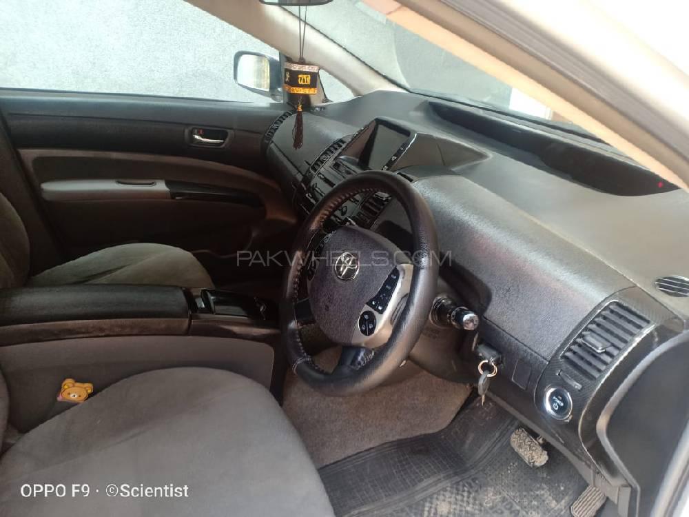 Toyota Prius 2006 for Sale in Nankana sahib Image-1