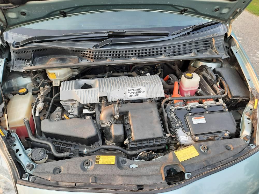 Toyota Prius 2013 for Sale in Lahore Toyota Prius 2013 for Sale in Lahore Image-4