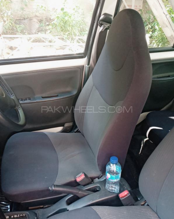 Daihatsu Esse 2010 for Sale in Lahore Daihatsu Esse 2010 for Sale in Lahore Image-8