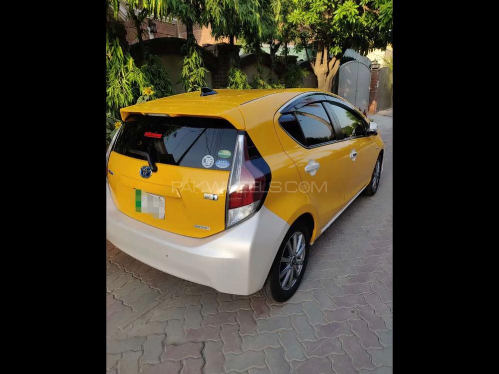 Toyota Aqua 2015 for Sale in Lahore Toyota Aqua 2015 for Sale in Lahore Image-4