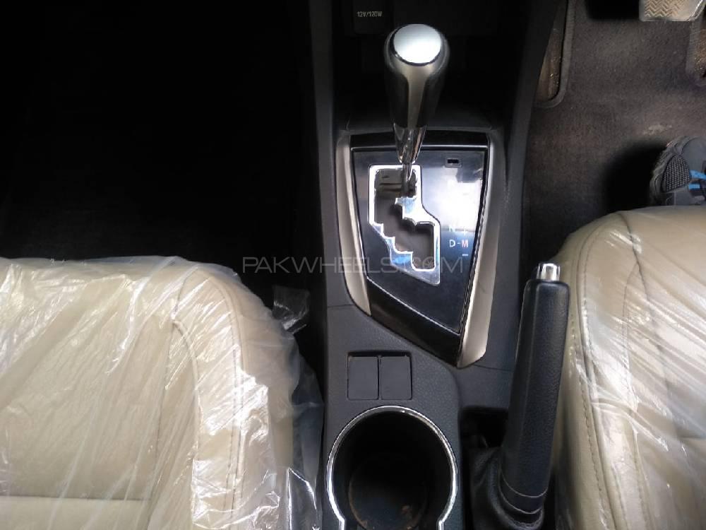 Toyota Corolla 2015 for Sale in Karachi Toyota Corolla 2015 for Sale in Karachi Image-16