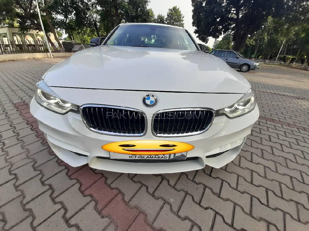 BMW 3 Series 2014 for Sale in Sialkot BMW 3 Series 2014 for Sale in Sialkot Image-18