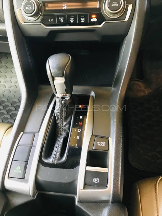 Honda Civic 2017 for Sale in Lahore Honda Civic 2017 for Sale in Lahore Image-16