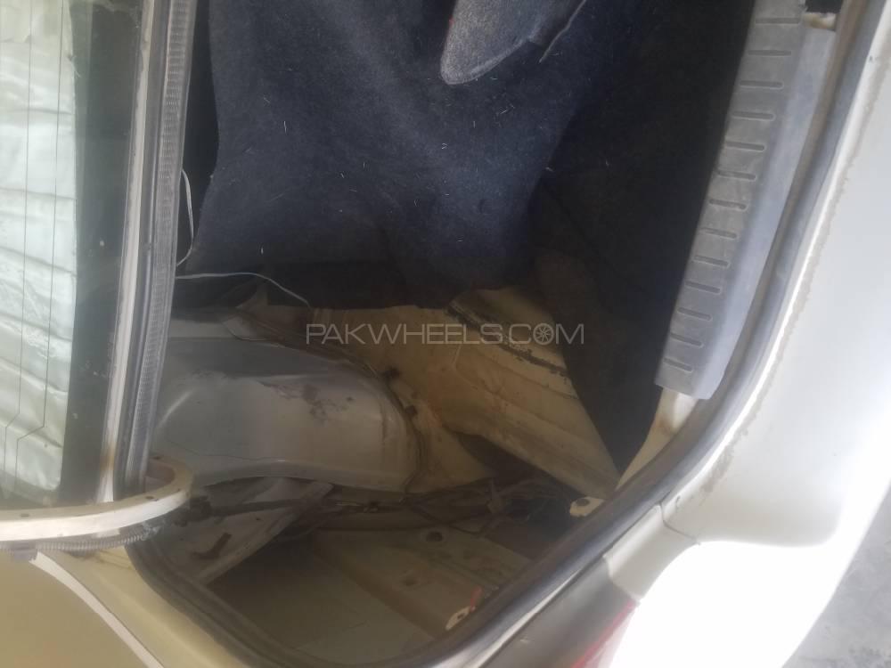 Toyota Corolla 2005 for Sale in Mardan Image-1