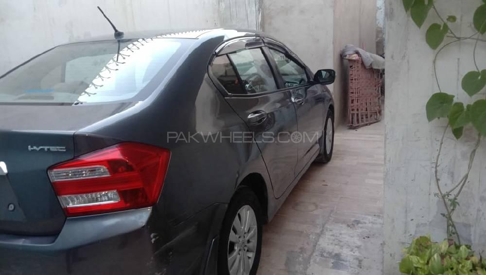 Honda City 2015 for Sale in Hyderabad Image-1
