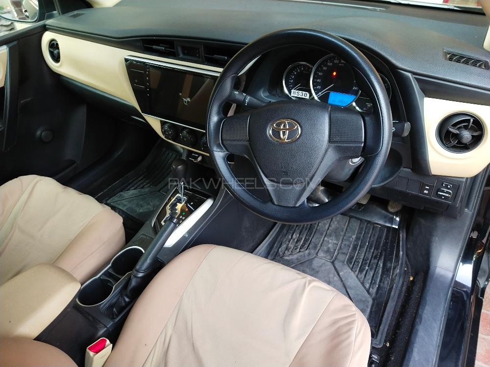 Toyota Corolla 2018 for Sale in Lahore Toyota Corolla 2018 for Sale in Lahore Image-5