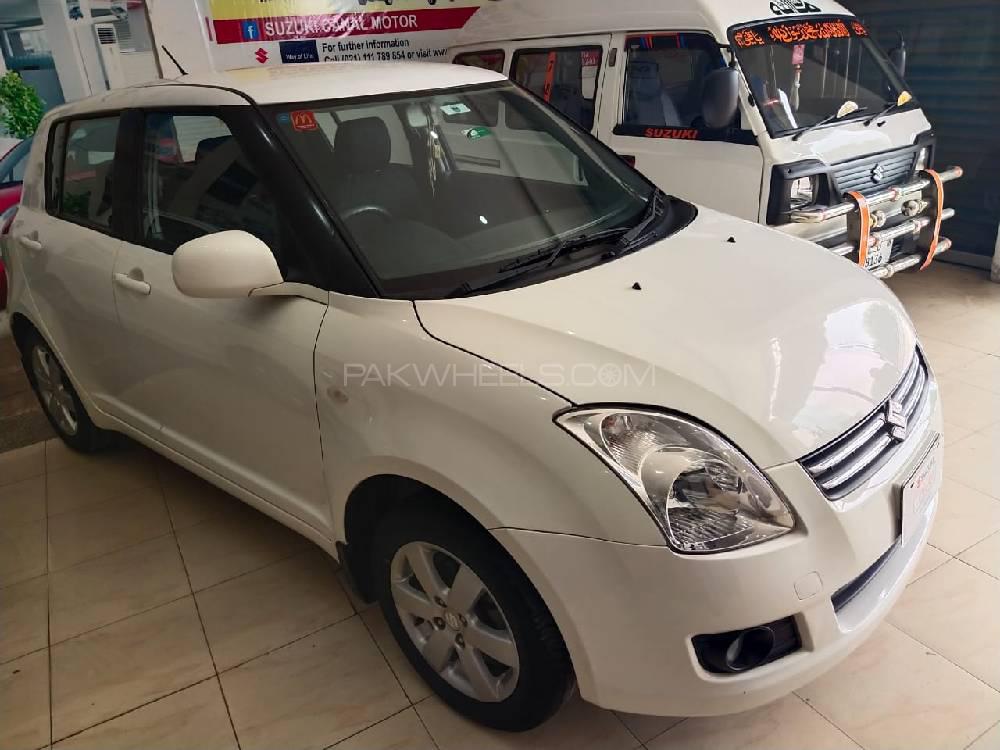 Suzuki Swift 2018 for Sale in Faisalabad Suzuki Swift 2018 for Sale in Faisalabad Image-2