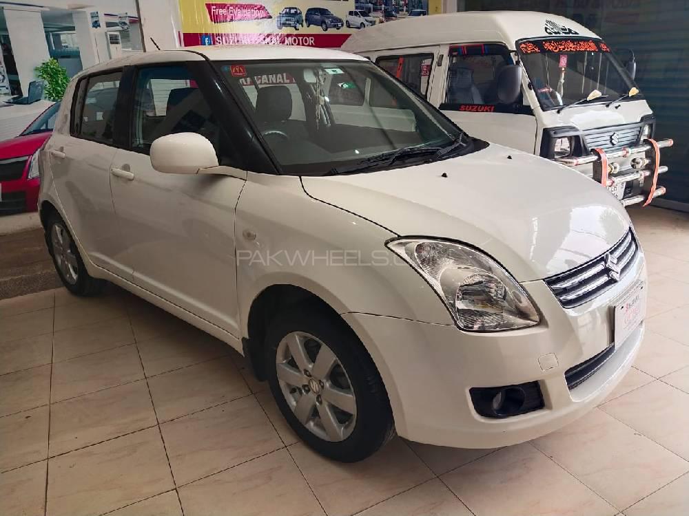 Suzuki Swift 2018 for Sale in Faisalabad Suzuki Swift 2018 for Sale in Faisalabad Image-4