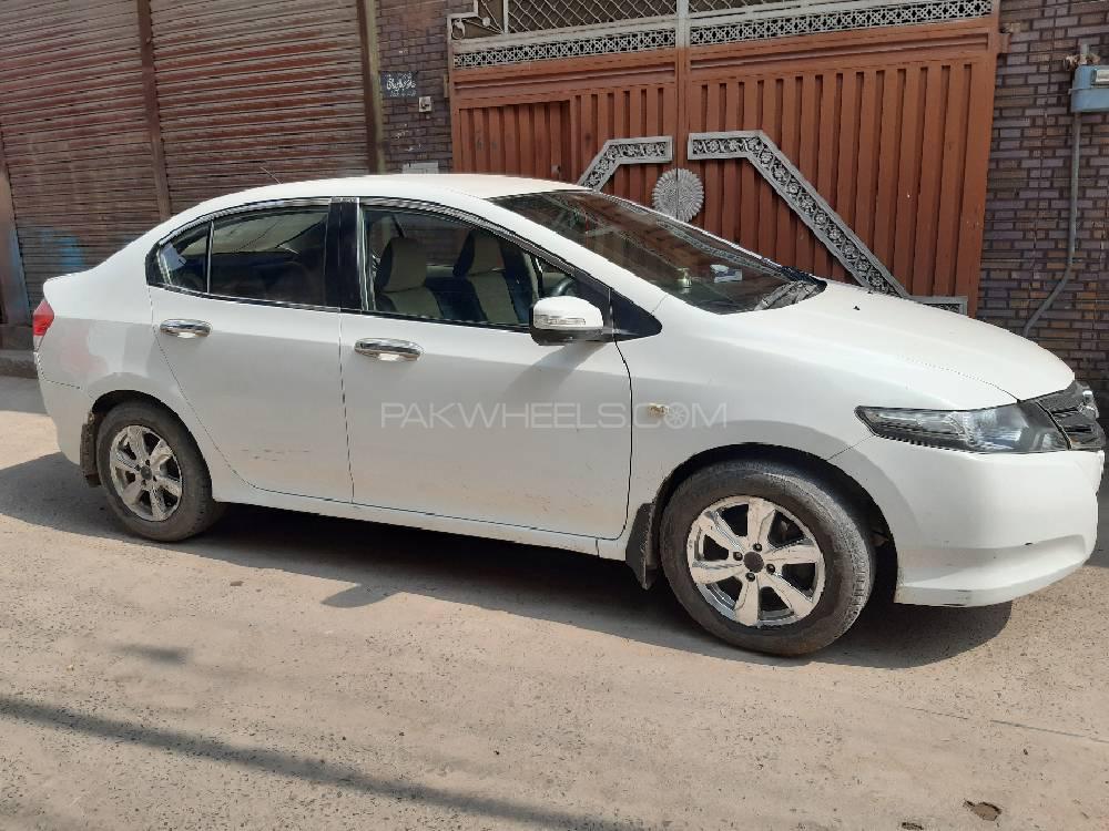 Honda City 2013 for Sale in Jhang Honda City 2013 for Sale in Jhang Image-5